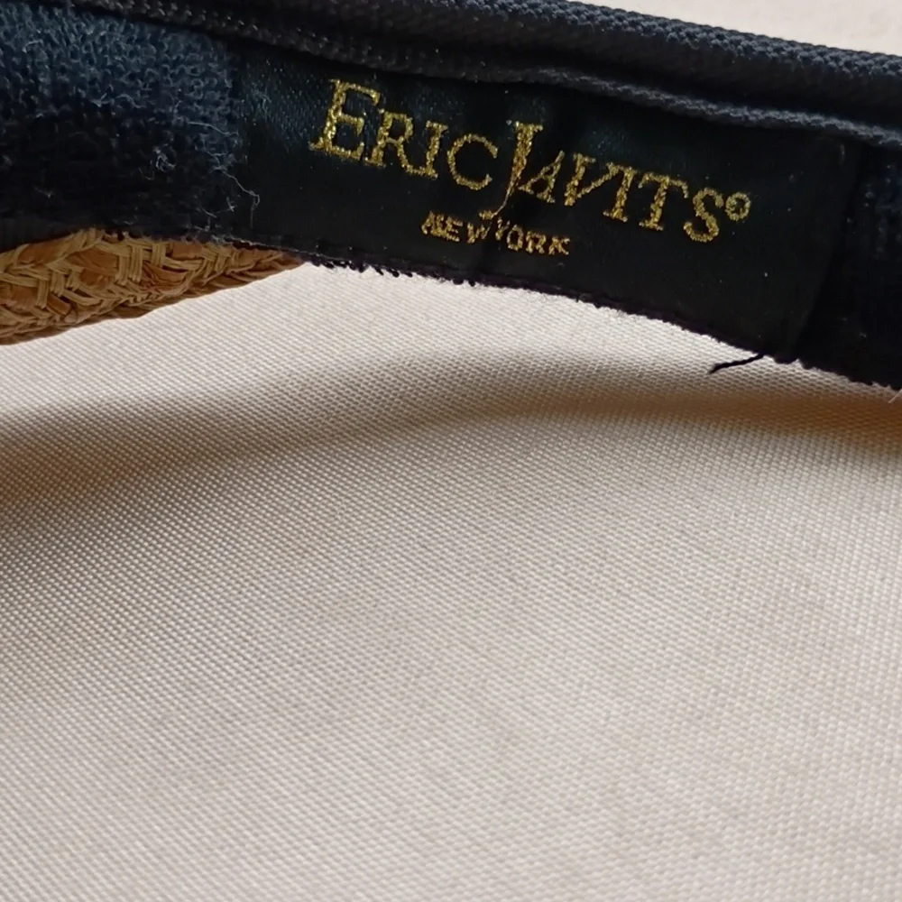 Eric Javits "The Bradfield" Straw Visor with Black Band - Picture 6 of 7